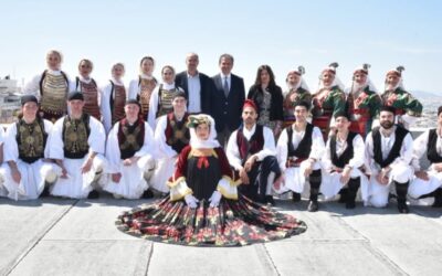 Περιοδικό Gala – “Πρώτο Θέμα”